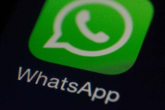 whatsapp-icon-on-phone